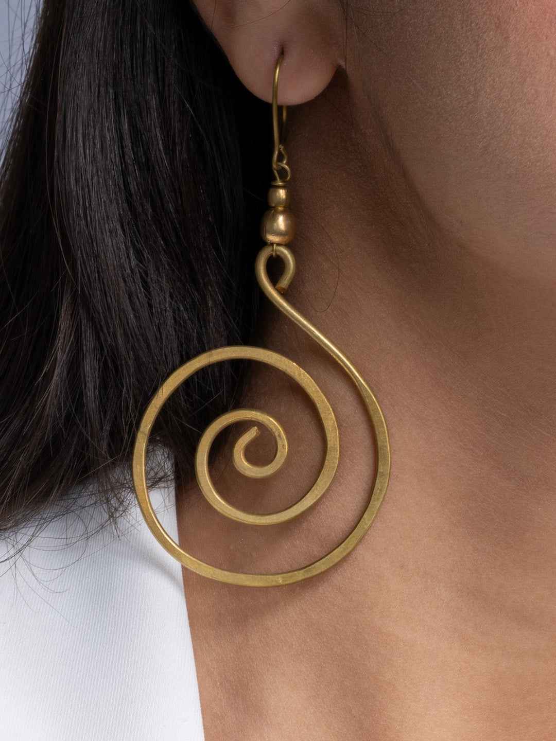 Spiral Golden Brass Dokra Earrings - Lookandadorn.com
