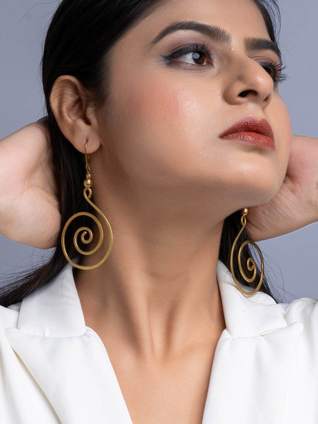 Spiral Golden Brass Dokra Earrings - Lookandadorn.com