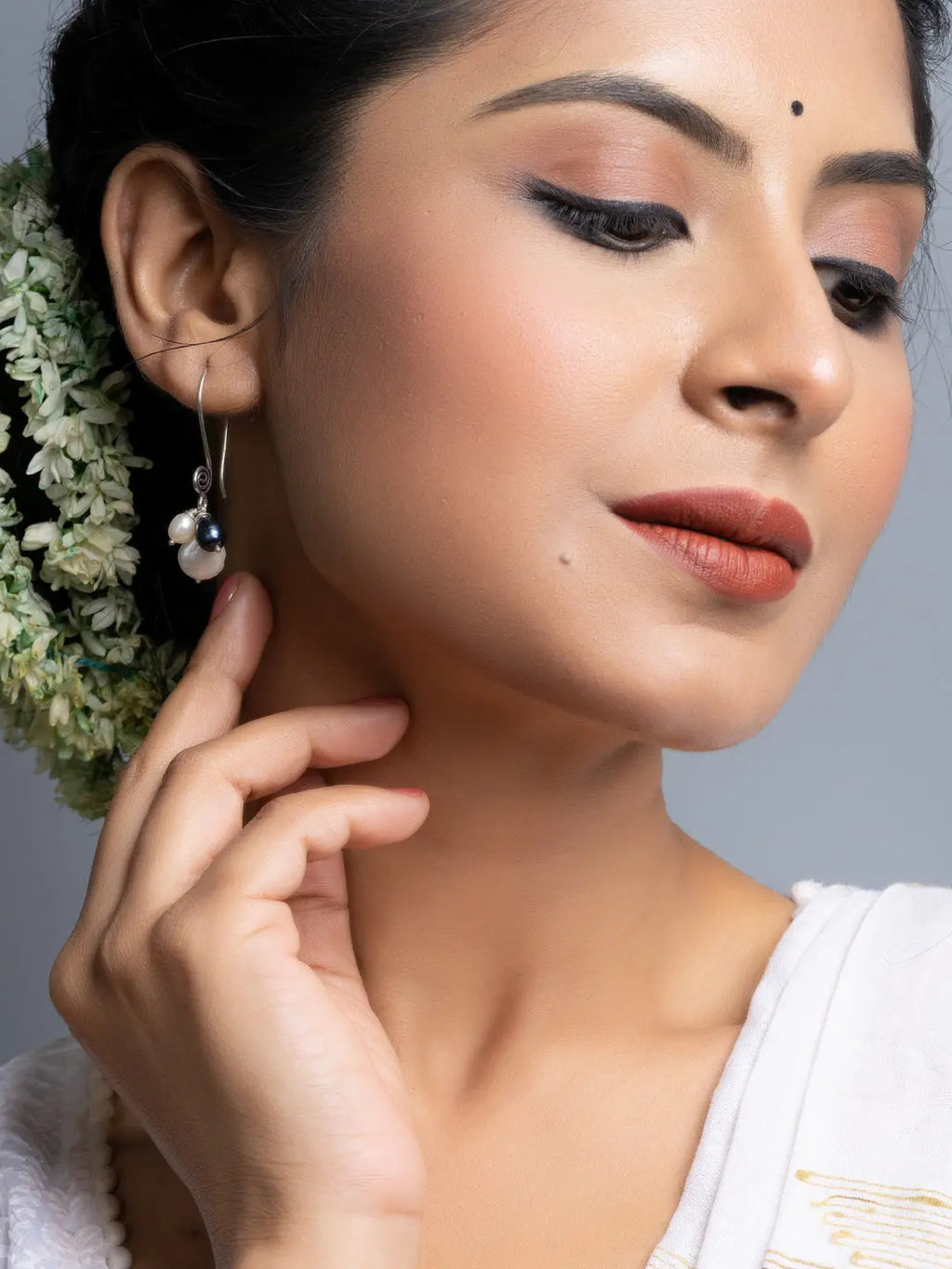 White Midnight Blue Freshwater Baroque Pearl Dangler Earrings - Lookandadorn.com