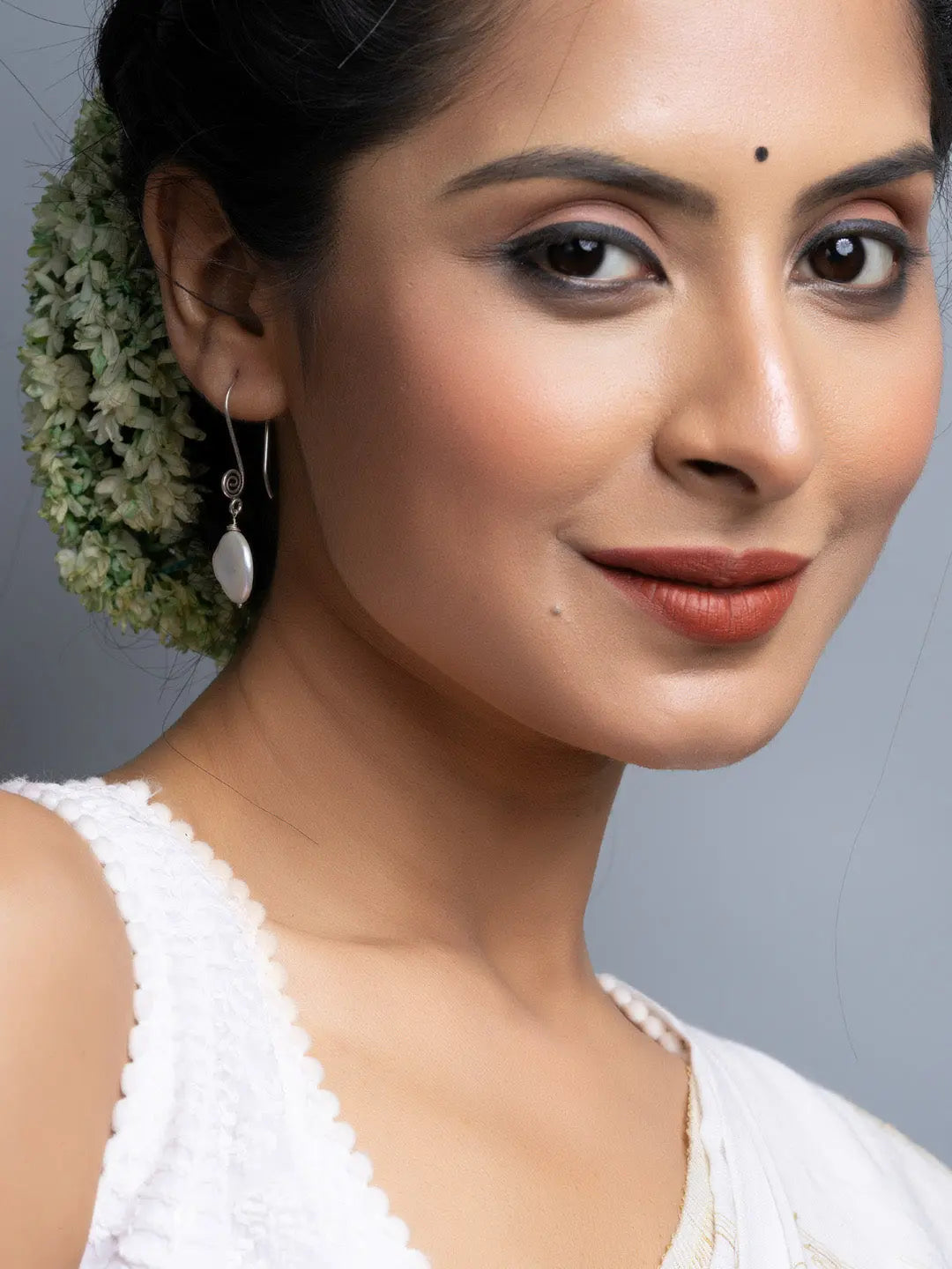 Coin Pearl Earrings - Lookandadorn.com