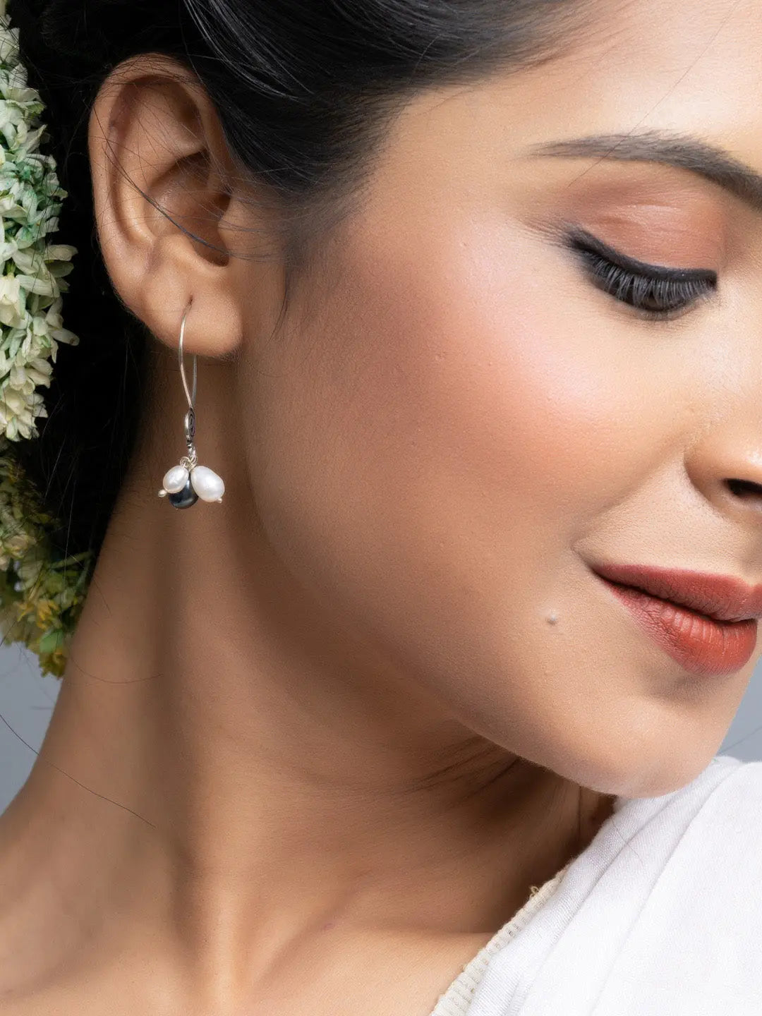 Freshwater White Midnight Blue Pearl Earrings