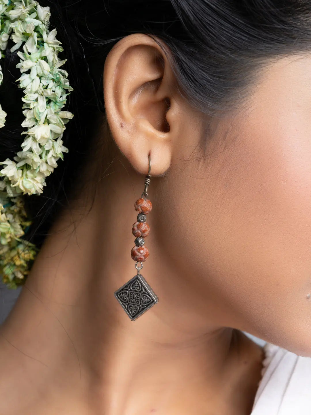 Semi Precious Sandstone Floral Earrings - Lookandadorn.com