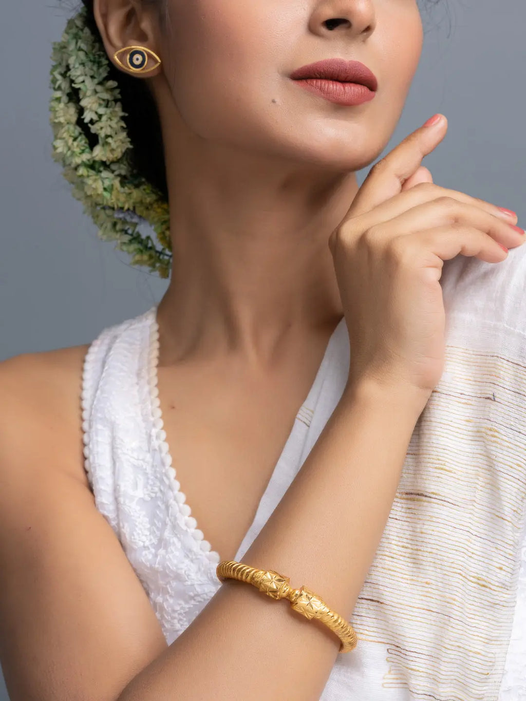 Gold Plated Traditional Sarada Bala Bangle - Elegant Copper Jewelry Design for All Occasions - Lookandadorn.com
