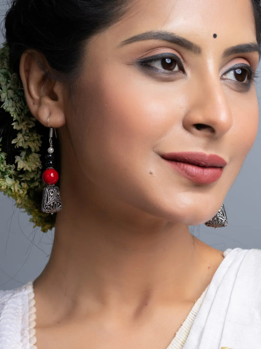 Coral Fresh Water Pearl Earrings - Lookandadorn.com