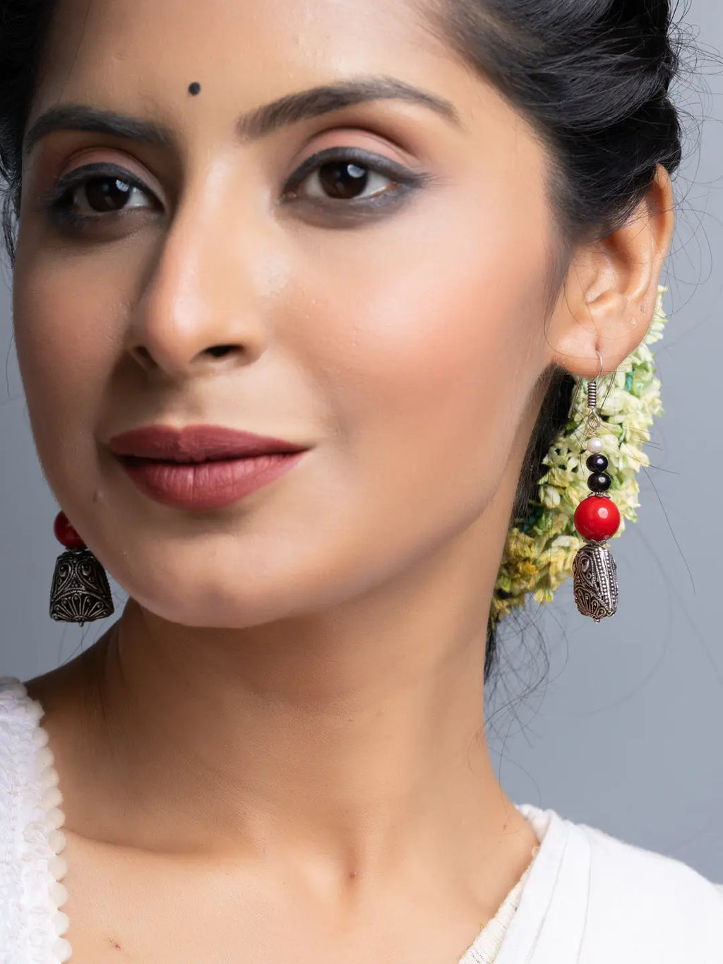 Coral Fresh Water Pearl Earrings - Lookandadorn.com
