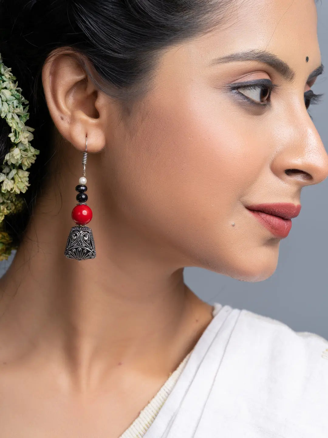 Coral Fresh Water Pearl Earrings - Lookandadorn.com