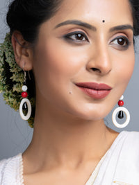 Mother of Pearl Coral Onyx Earrings