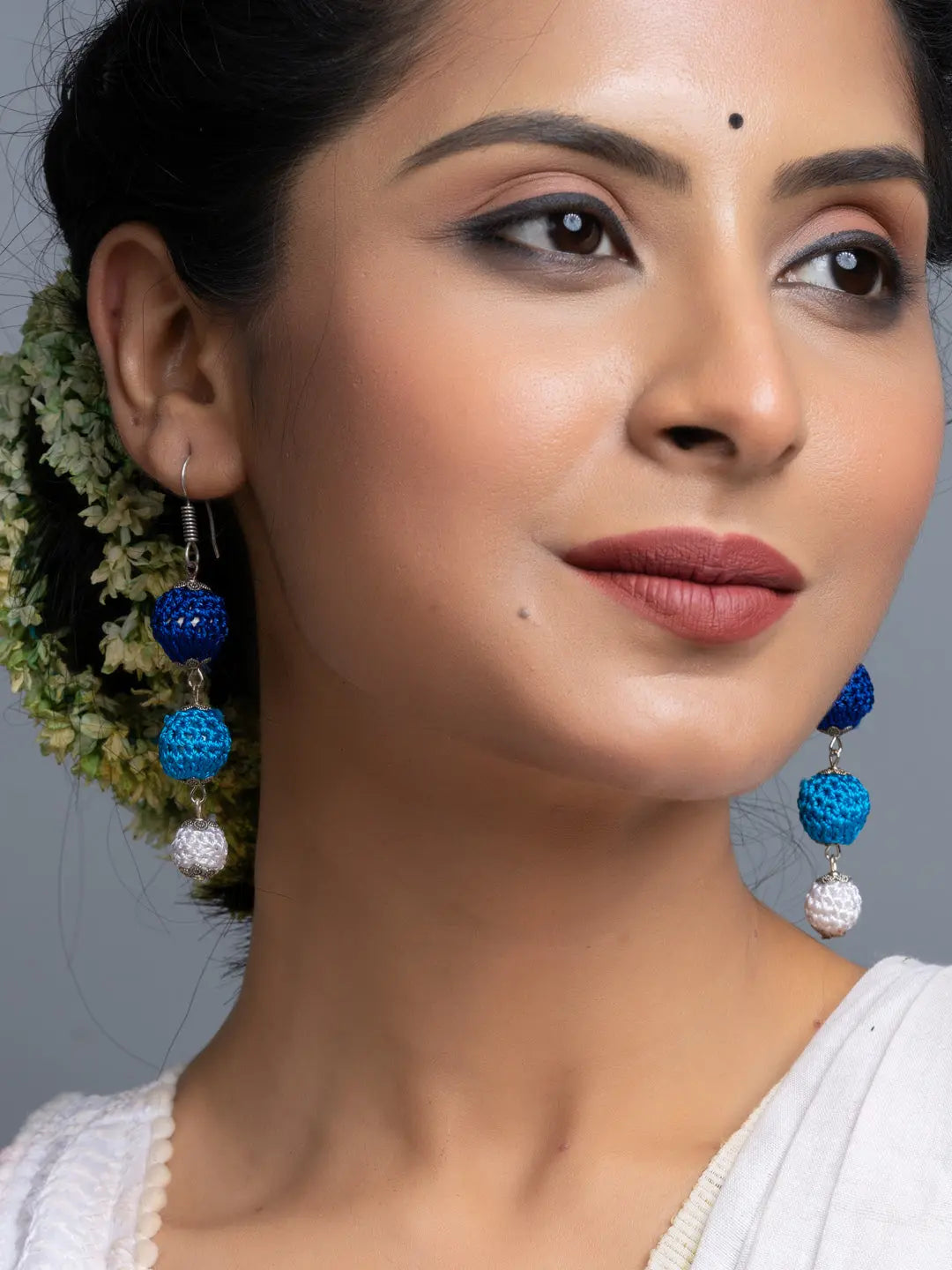 Turquoise Blue White Dangler Earrings - Lookandadorn.com