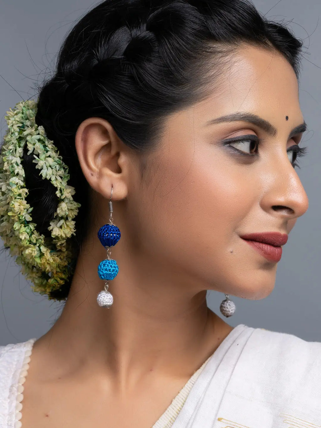 Turquoise Blue White Dangler Earrings - Lookandadorn.com