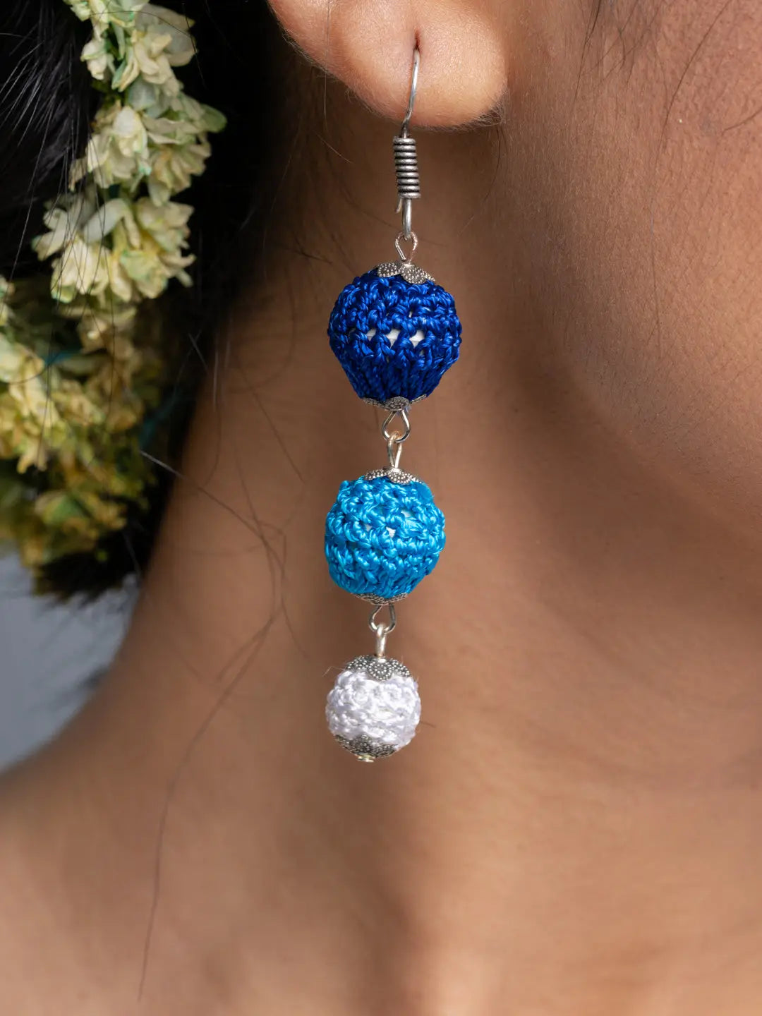 Turquoise Blue White Dangler Earrings - Lookandadorn.com