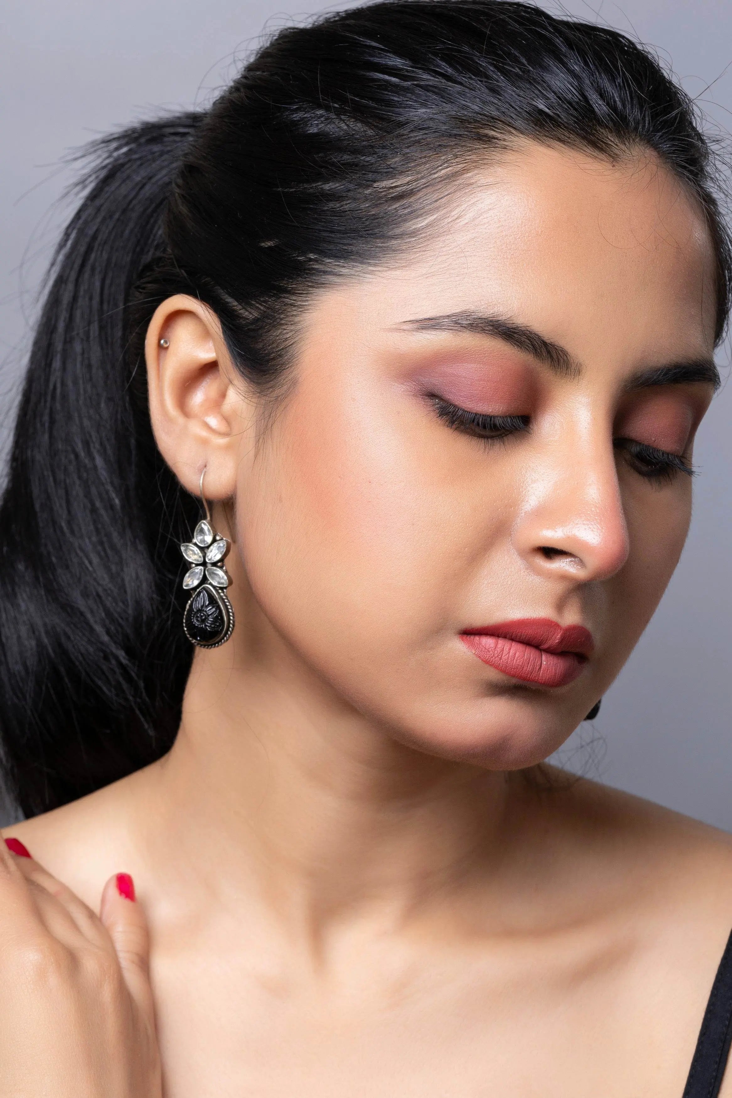 Oxidized Silver with Black Carved Stone bead Cubic Zirconia Earring - Lookandadorn.com
