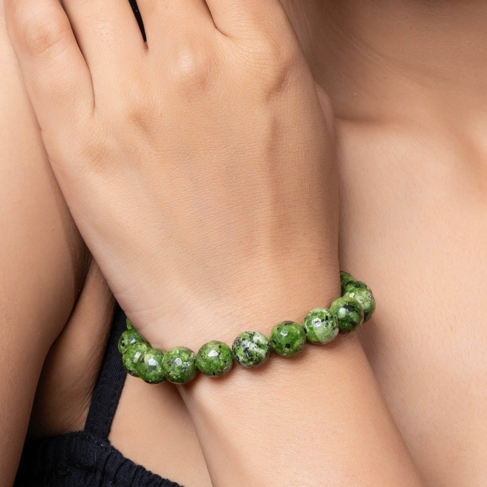 Handmade Green Semi Precious Jade Bracelet for Elegant Everyday Wear - Lookandadorn.com