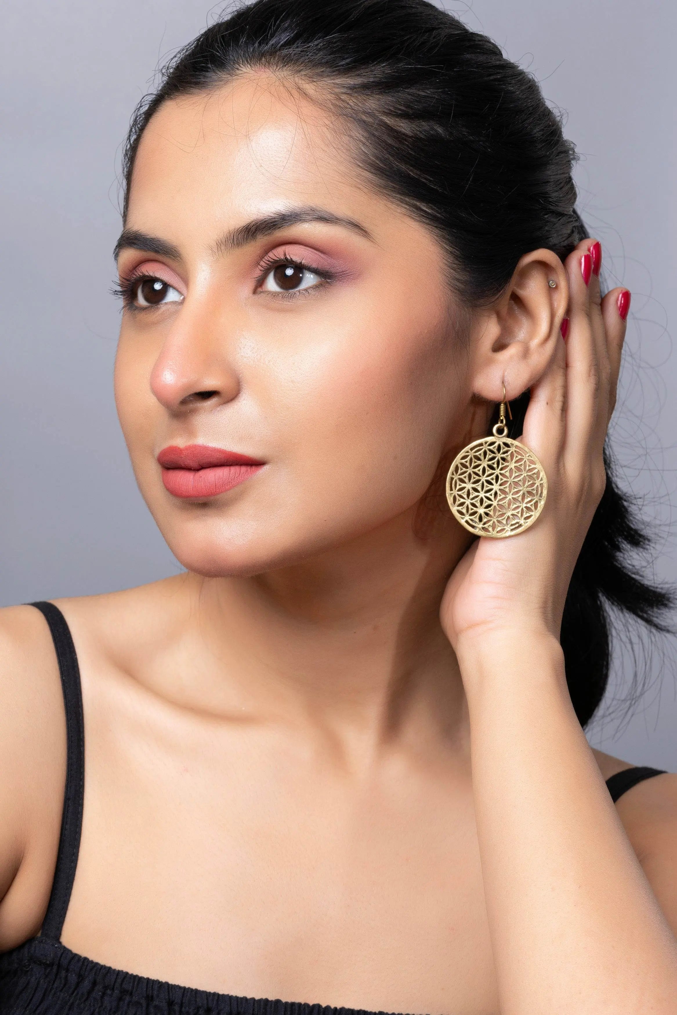 Designer Floral Round Golden Brass Earring - Lookandadorn.com