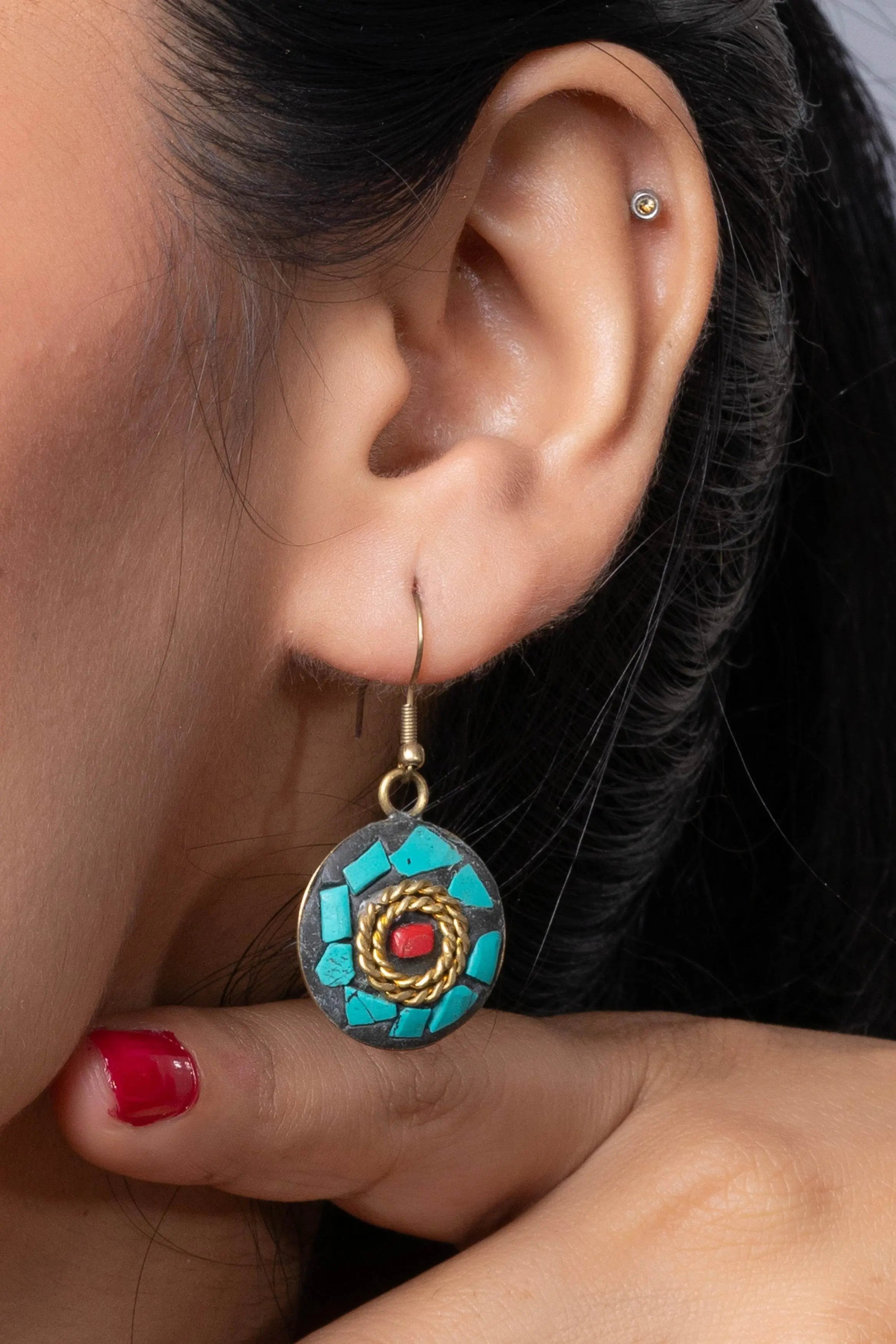 Turquoise Black Golden Brass Tibetan Earring - Lookandadorn.com