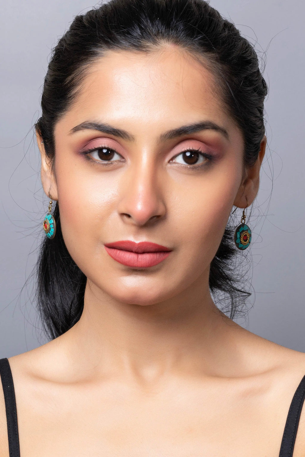 Turquoise Black Golden Brass Tibetan Earring - Lookandadorn.com
