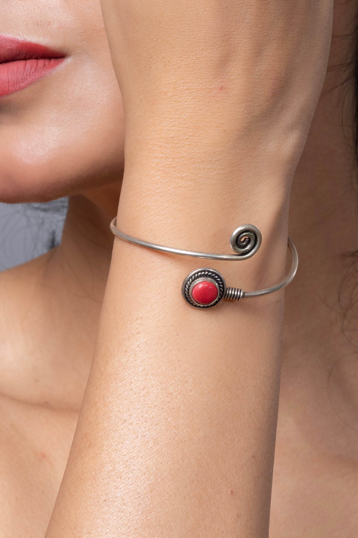 Oxidised Bangles: Red Twisted Silver Bangles for Elegant Everyday Wear - Lookandadorn.com