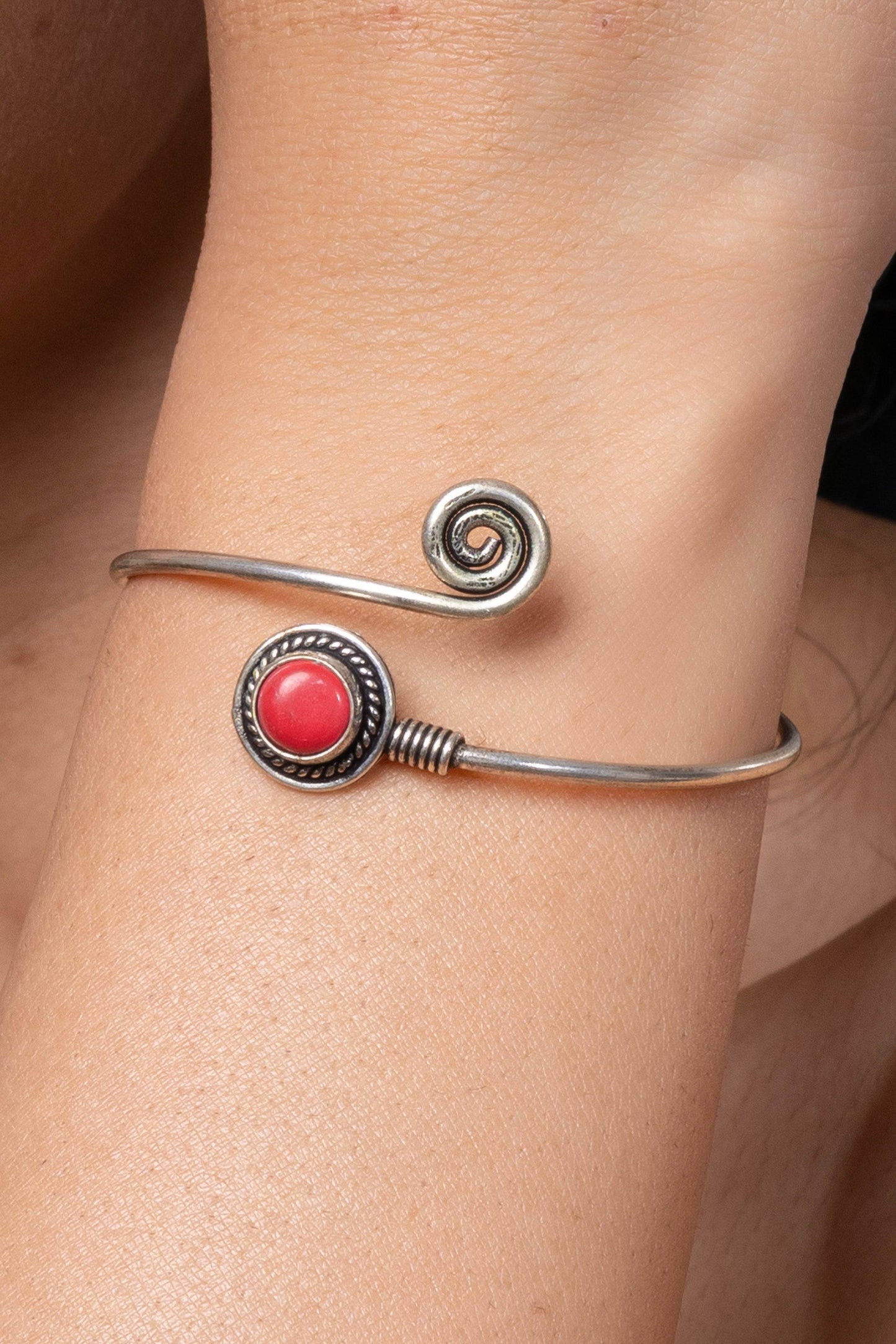 Oxidised Bangles: Red Twisted Silver Bangles for Elegant Everyday Wear - Lookandadorn.com