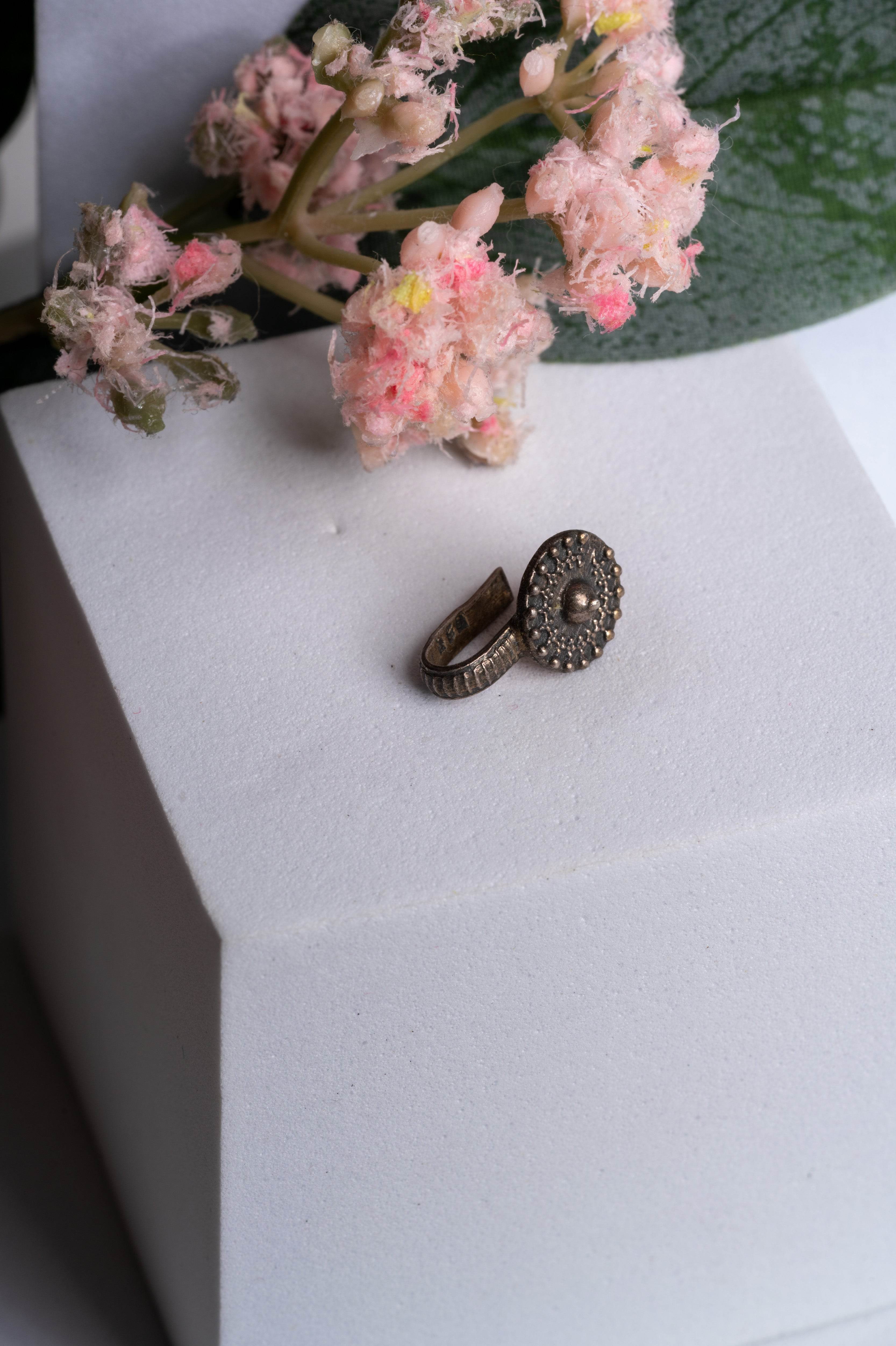 92.5 Pure Silver Nose Pin without Piercing - Clip-On Design Silver Nose Pin - Lookandadorn.com