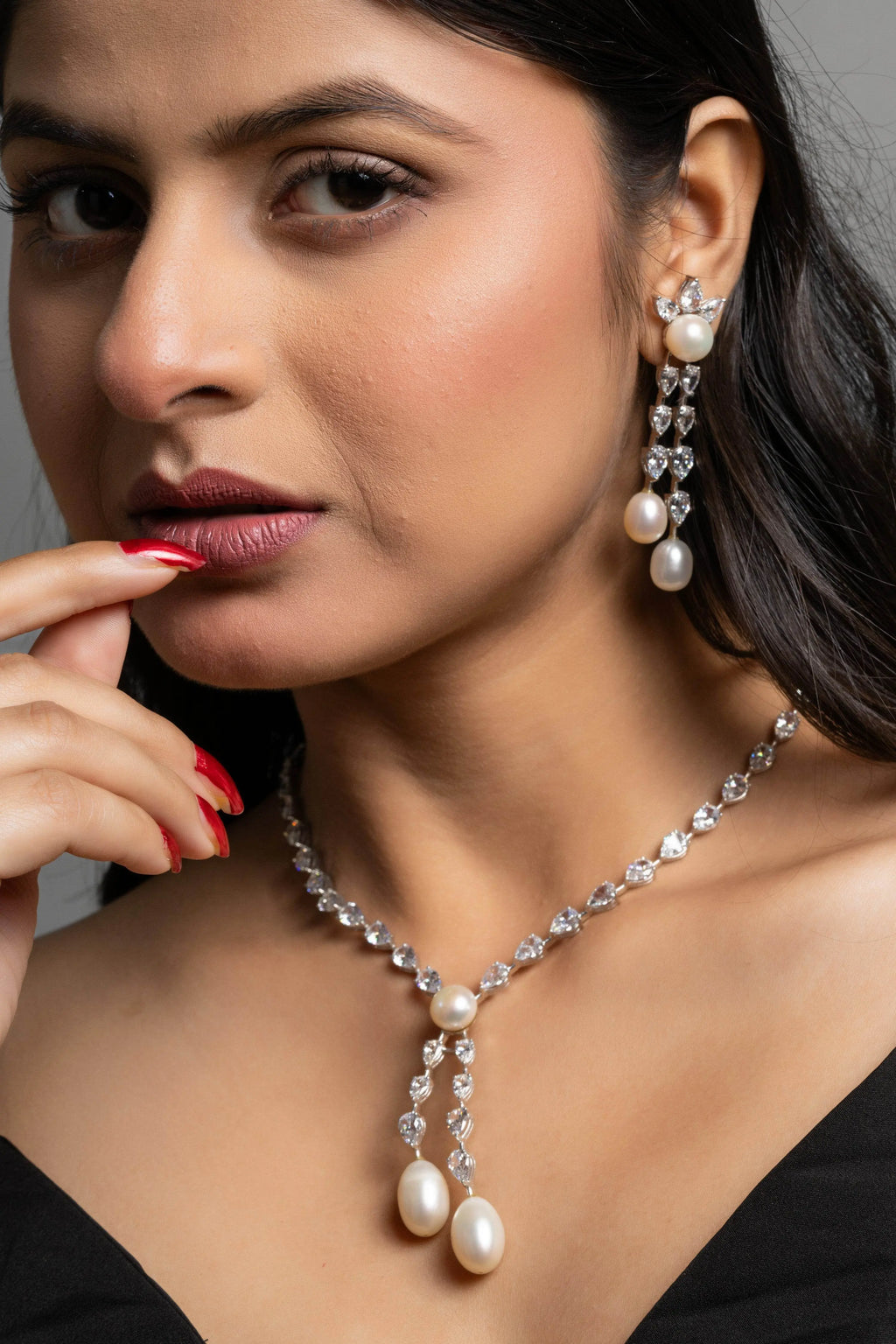 American Diamond with Pearl Drop Sterling Silver Necklace & Earrings Set - Lookandadorn.com