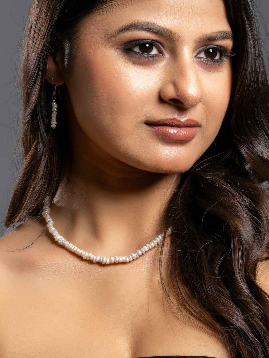 Fresh Water Pearl Single Line Necklace Set with Earrings