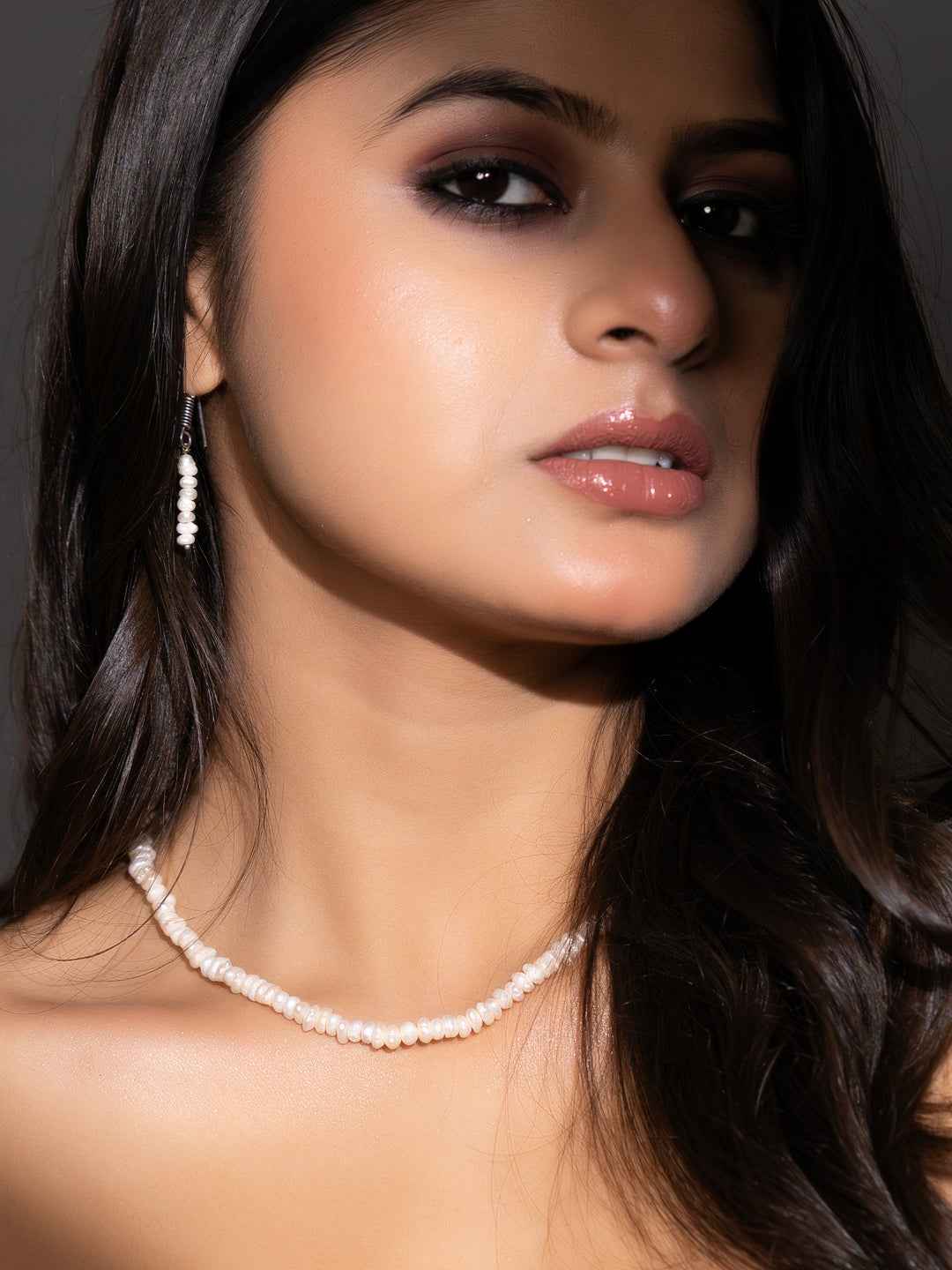 Fresh Water Pearl Single Line Necklace Set with Earrings