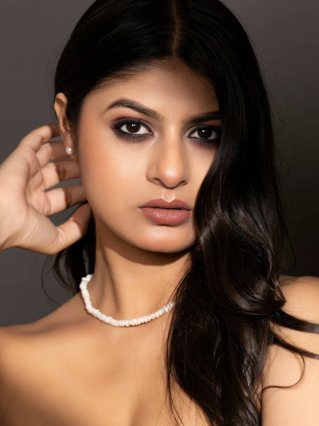 Fresh Water Pearl Single Line Necklace Set with Earrings