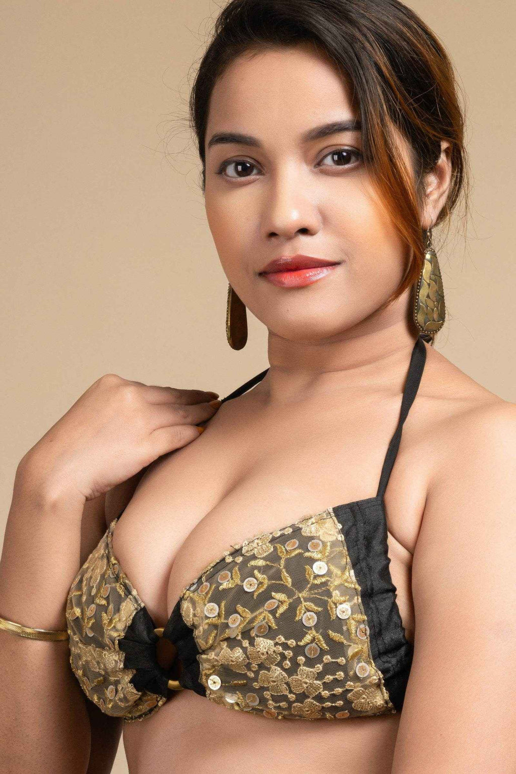 Designer Black Backless Halter Neck Non Padded Bikini Blouse For Women - Lookandadorn.com