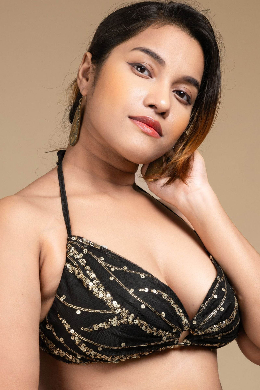 Designer Black Backless Halter Neck Non Padded Bikini Blouse For Women - Lookandadorn.com