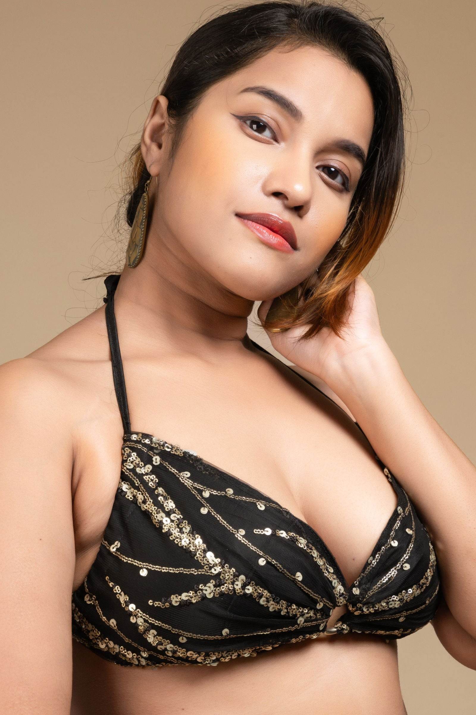 Designer Black Backless Halter Neck Non Padded Bikini Blouse For Women - Lookandadorn.com