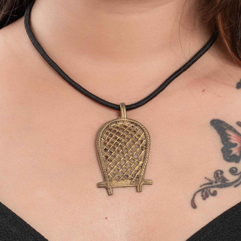 Handcrafted Dokra Neckpiece with Black Dori – Unique Dokra Jewelry for Stylish Women - Lookandadorn.com