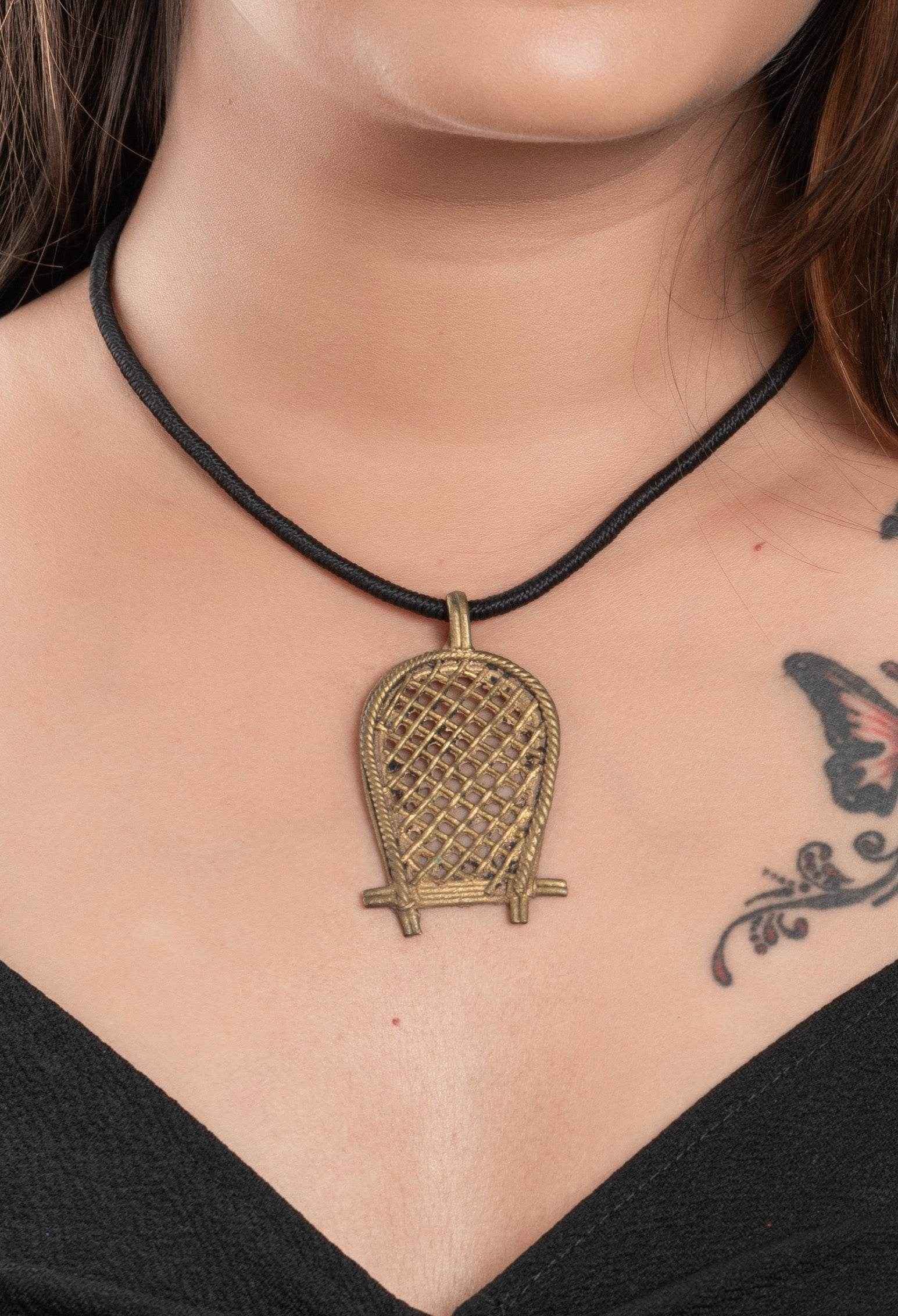 Handcrafted Dokra Neckpiece with Black Dori – Unique Dokra Jewelry for Stylish Women - Lookandadorn.com