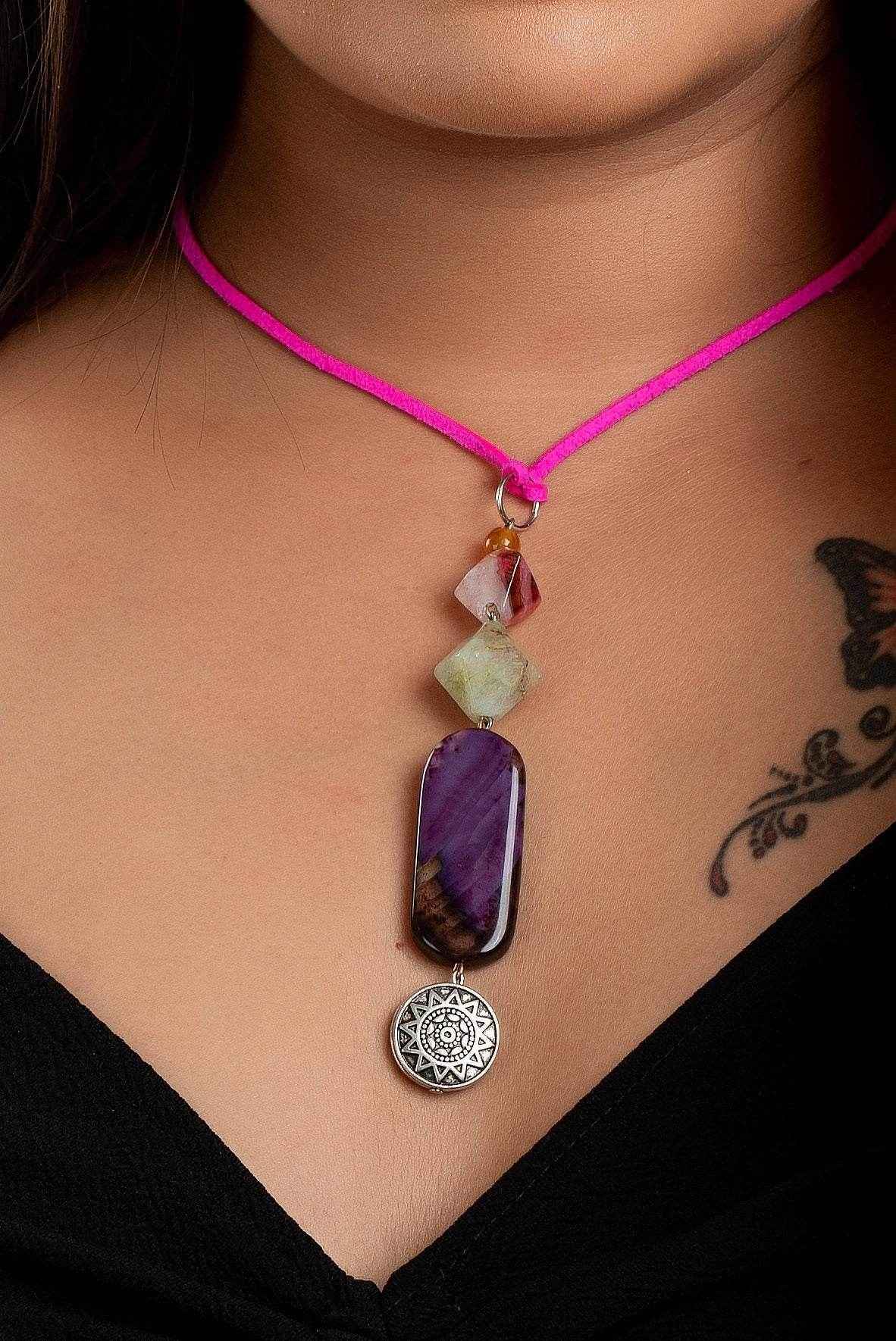 Handmade Semi-Precious Jewelry Agate Onyx Neckpiece with Adjustable Pink Suede Cord - Lookandadorn.com