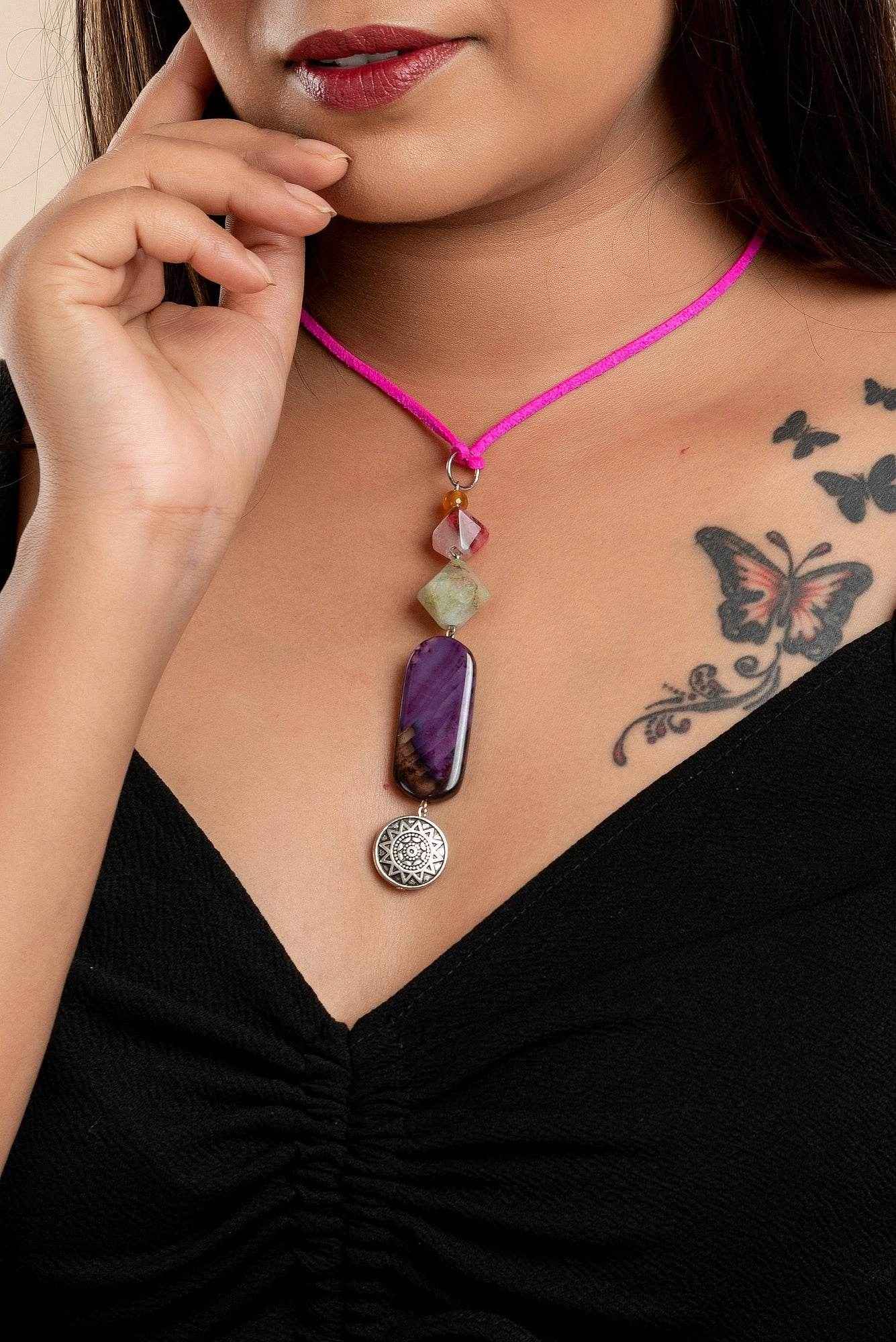 Handmade Semi-Precious Jewelry Agate Onyx Neckpiece with Adjustable Pink Suede Cord - Lookandadorn.com