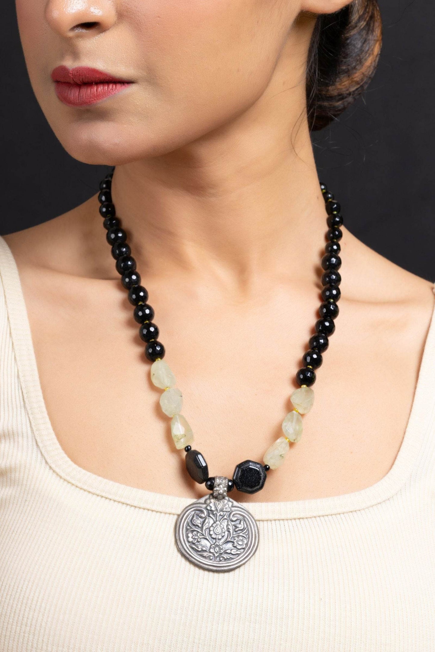 Elegant 925 Pure Silver Pendant Necklace with Green Black Semi-Precious Stone, Handcrafted Design - Lookandadorn.com
