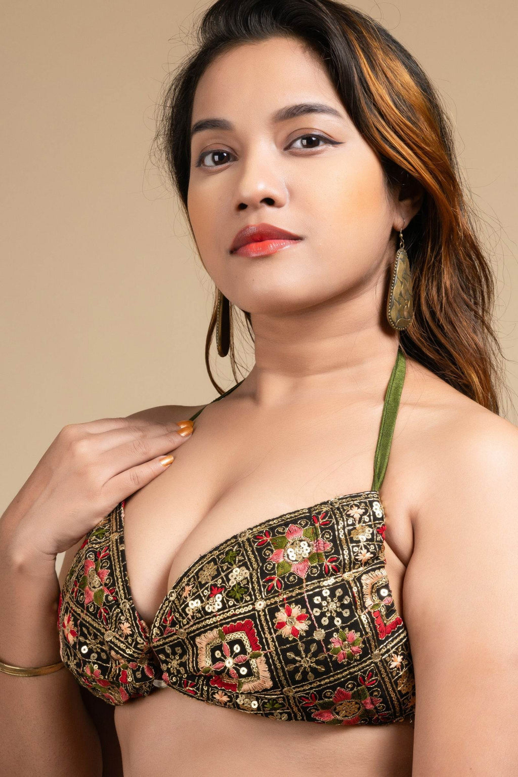 Embroidered Black Backless Halter Neck Non Padded Bikini Blouse For Women - Lookandadorn.com