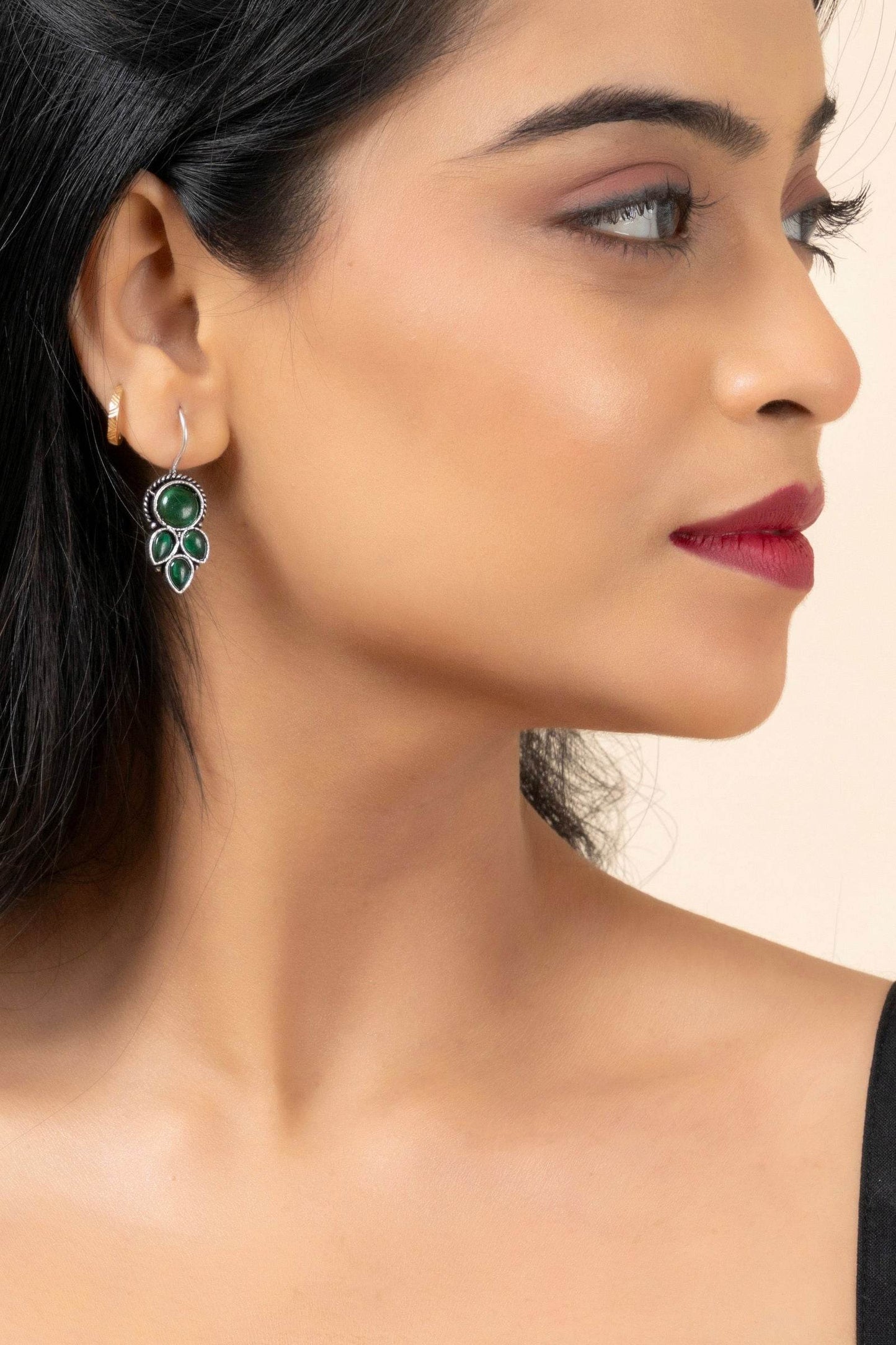 Emerald Green Oxidized Silver Dangle Earrings - Unique Designer Jewelry for Every Occasion - Lookandadorn.com