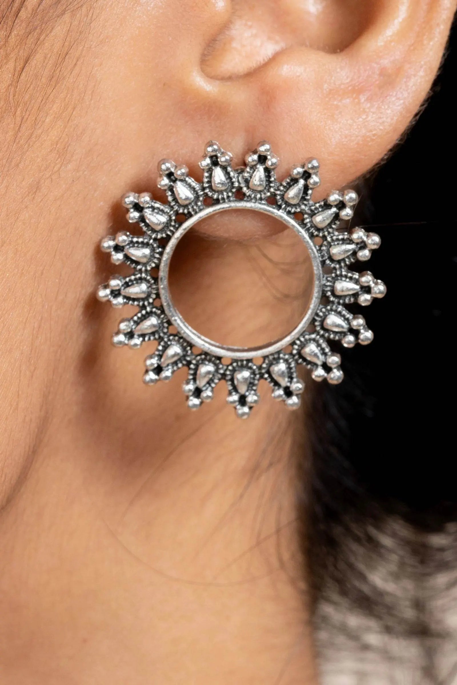 German Silver Hollow Floral Stud Earrings - Lightweight, Non-Allergic, Perfect for Any Occasion - Lookandadorn.com