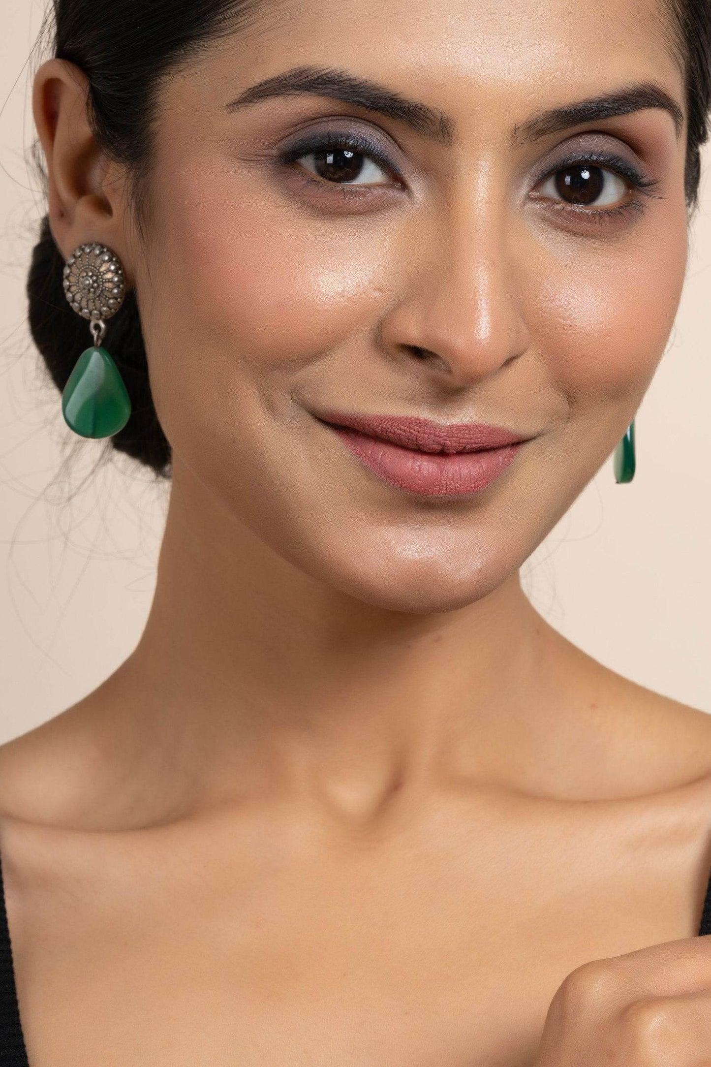 Handmade German Silver Round Stud Earrings with Green Semi Precious Agate Stone - Lookandadorn.com