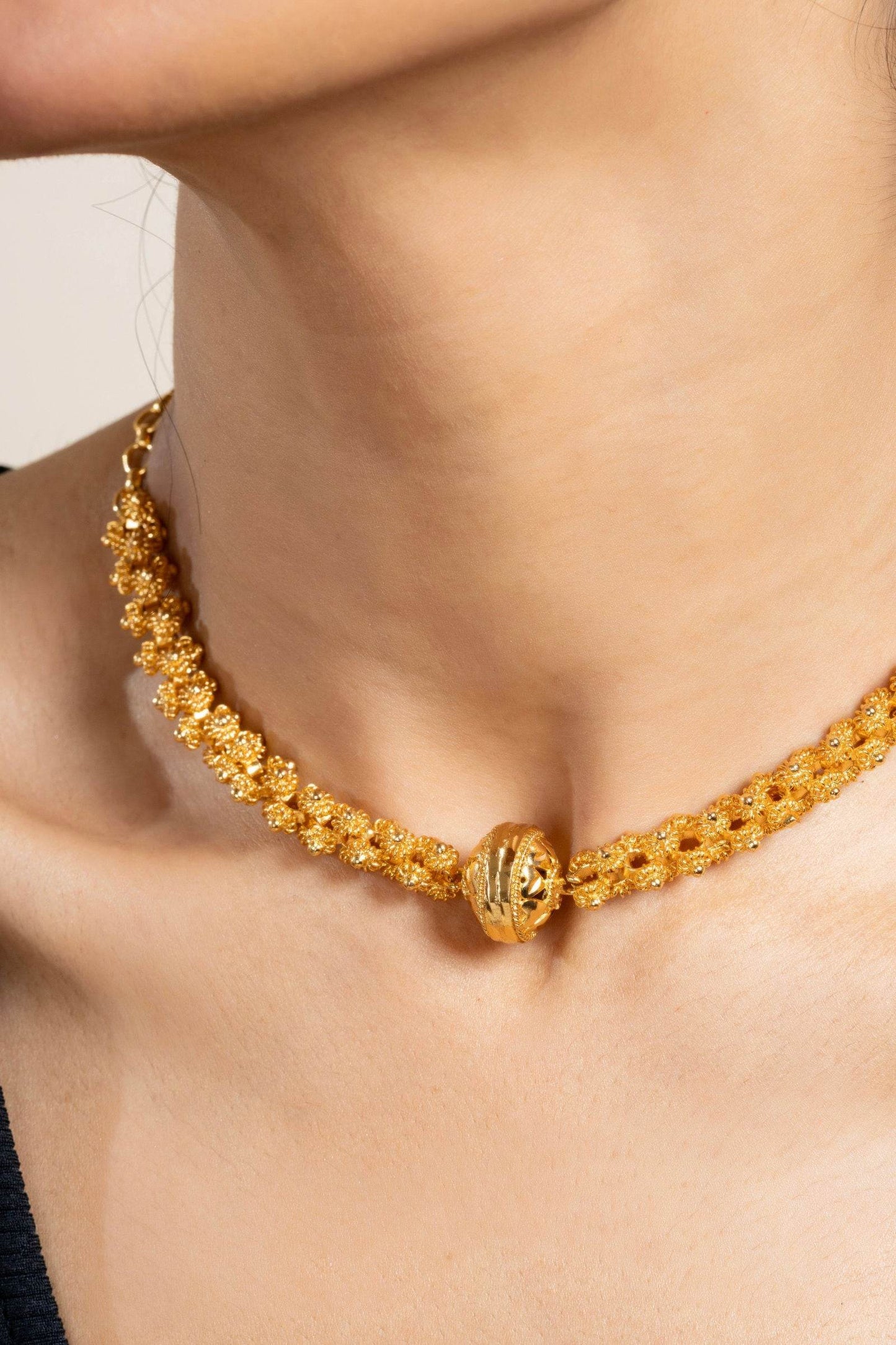 Gold Plated Designer Focal Bead Choker Necklace Copper Jewelry