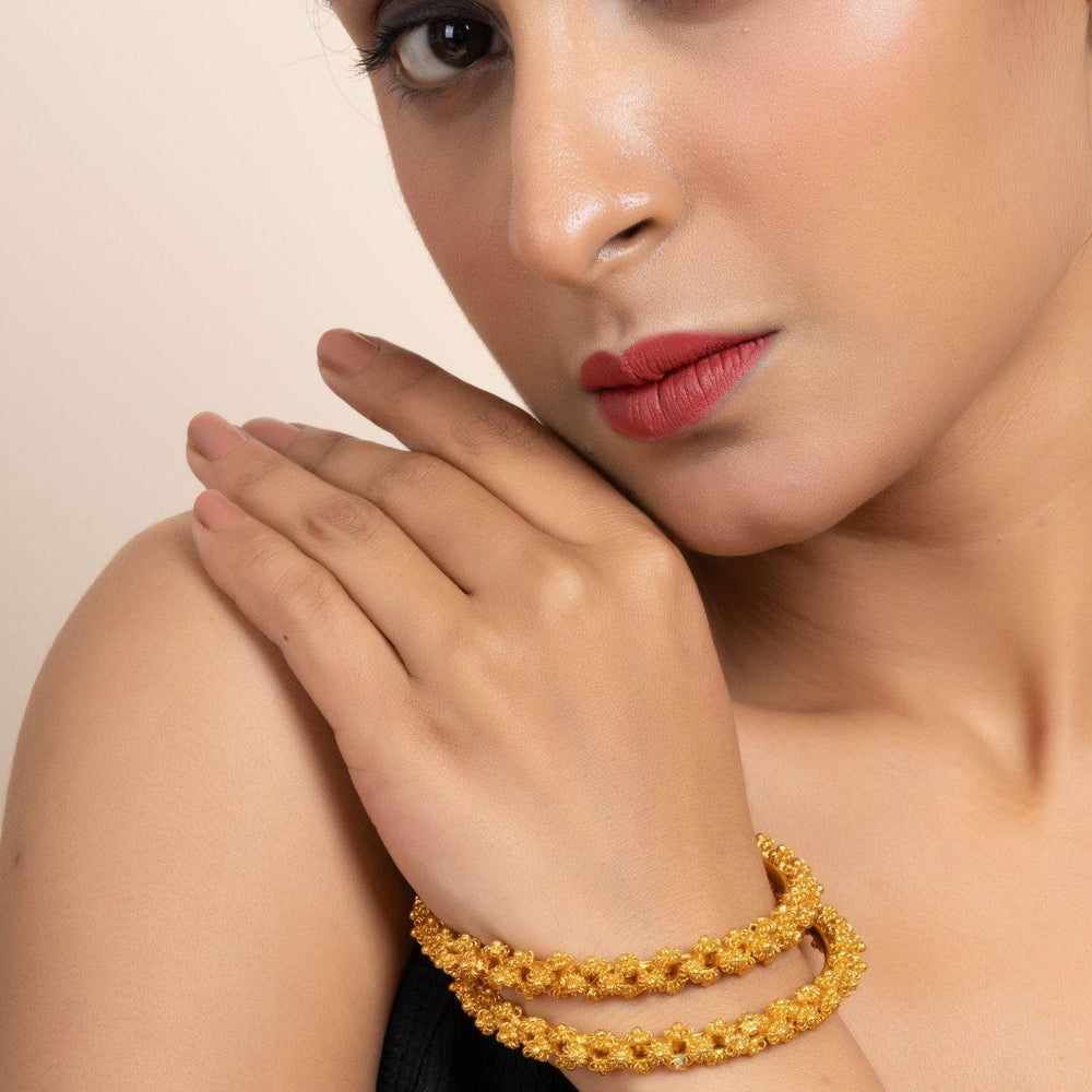 Gold Plated Floral Bangle Set of 2 – Exquisite Copper Jewelry for All Occasions - Lookandadorn.com