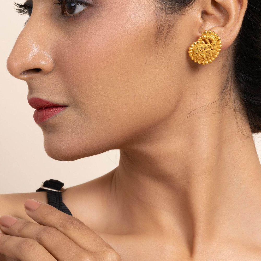 Gold Plated Paisley Stud Earrings – Exquisite Copper Jewelry for Timeless Elegance - Lookandadorn.com