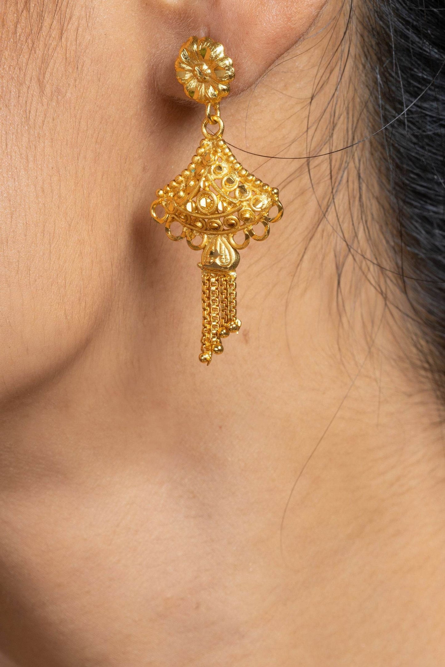 Gold Plated Sleek Necklace with Matching Stud Earrings Jewelry Set - Jewelry for All Occasions - Lookandadorn.com