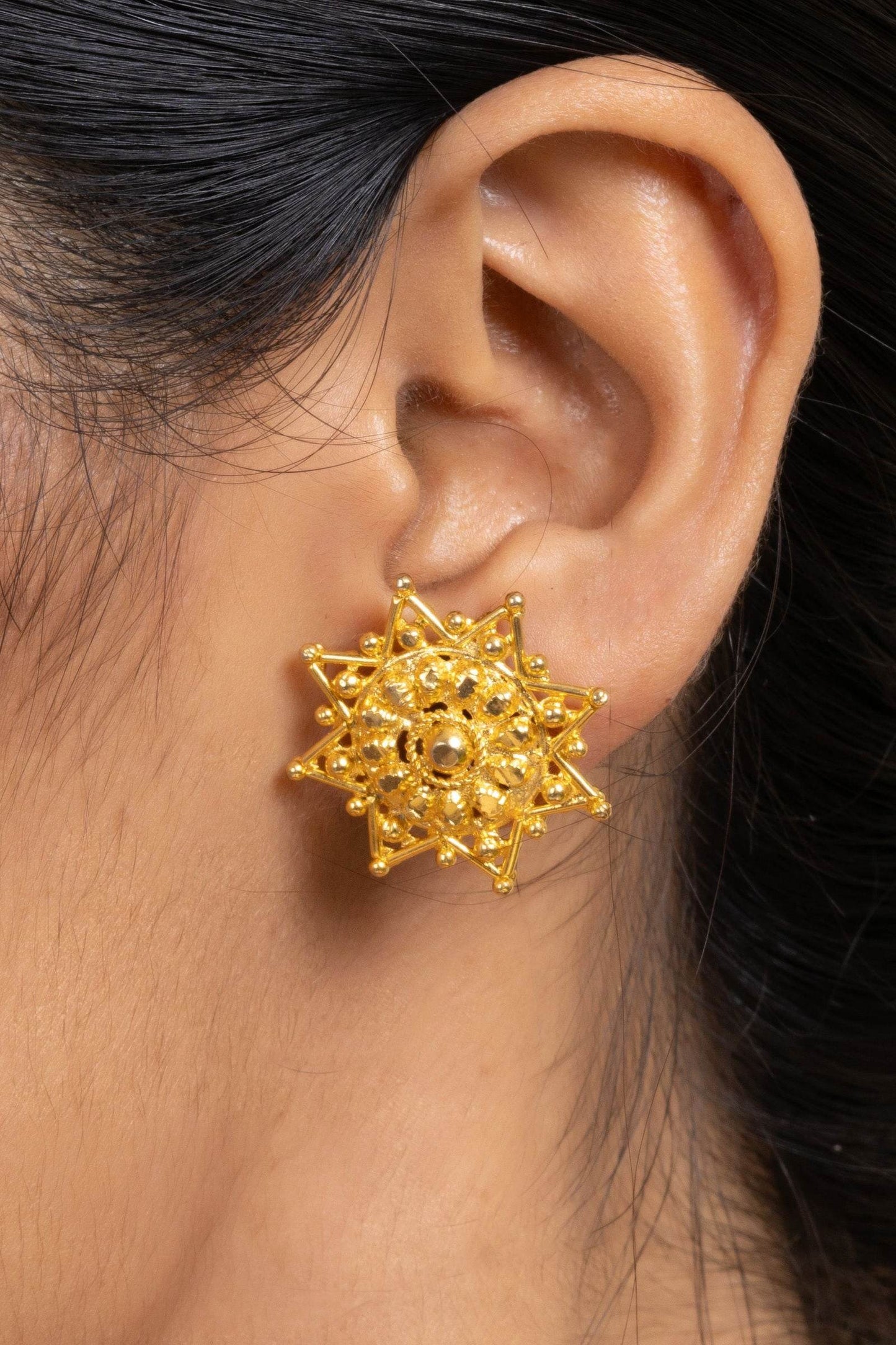 Gold Plated Star Stud Earrings – Copper Jewelry, Non-Allergic, Perfect for All Occasions - Lookandadorn.com