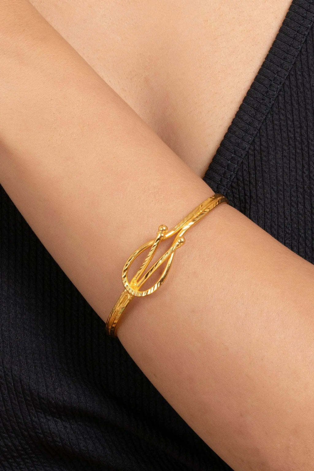 Gold Plated Twisted Noa Bangle - Copper Jewelry, Non-Allergic, Elegant Design for All Occasions - Lookandadorn.com