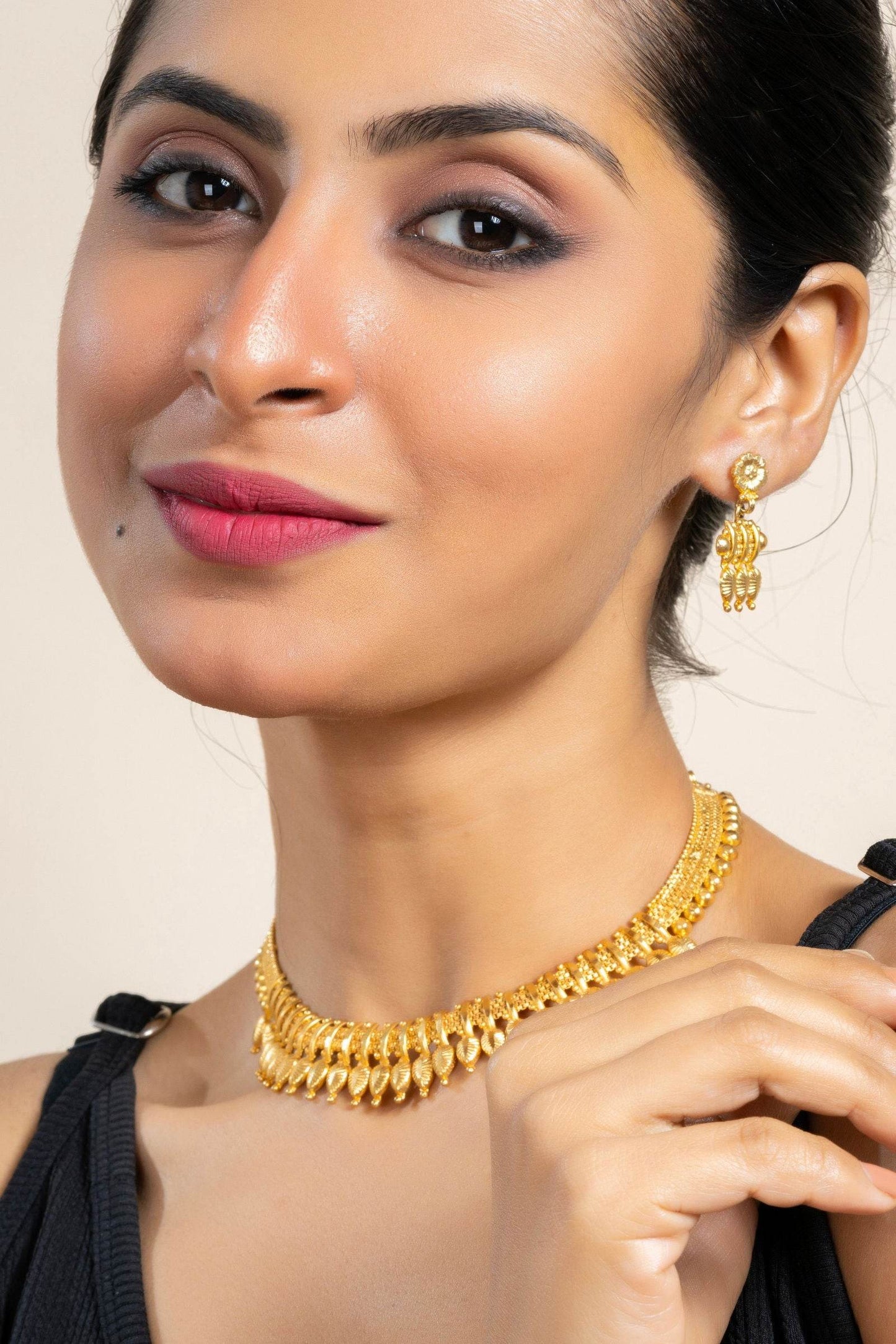 Gold Plated Leaf Necklace with Matching Stud Earrings Jewelry Set - Exquisite Jewelry - Lookandadorn.com