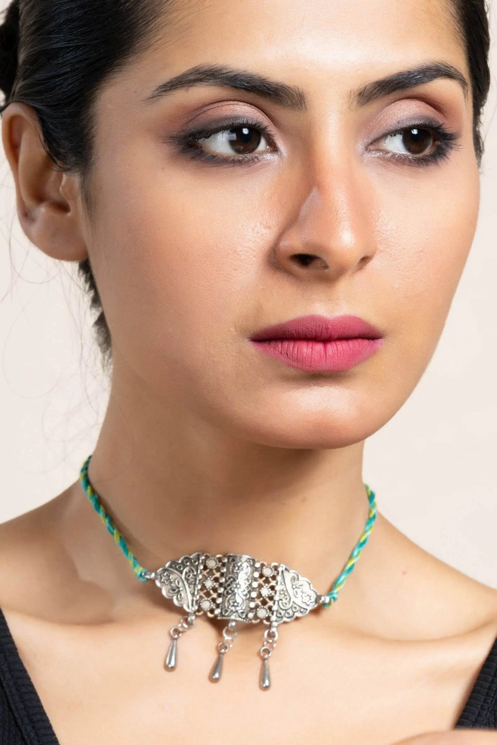 Handcrafted Green Turquoise Thread with German Silver Choker Necklace Jewelry for Women - Lookandadorn.com