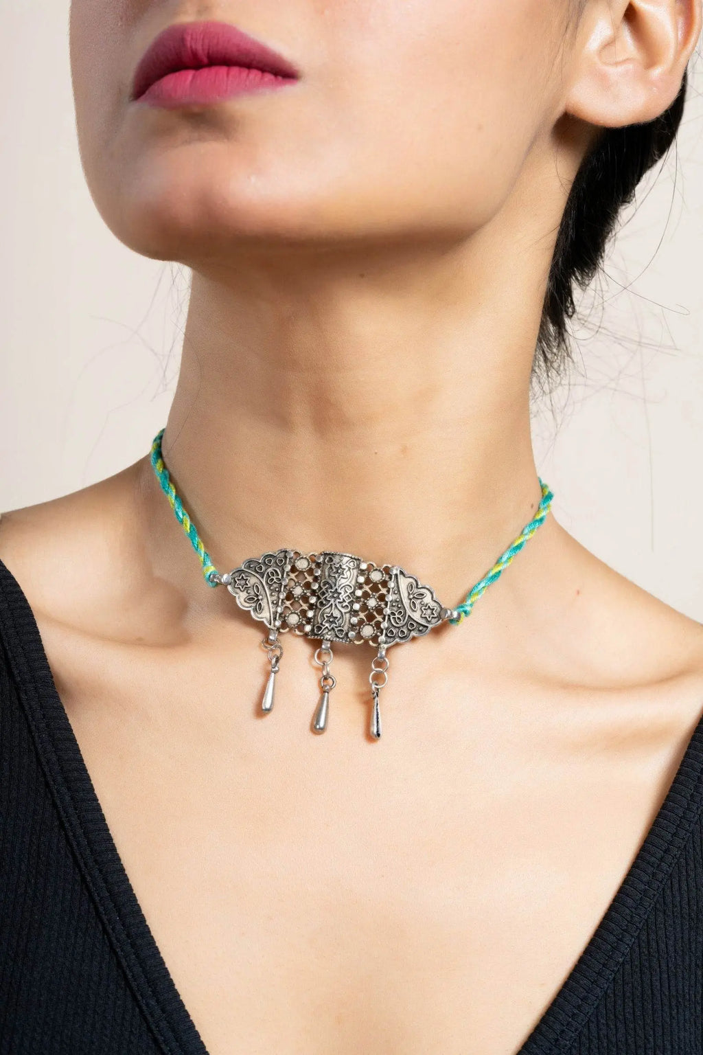 Handcrafted Green Turquoise Thread with German Silver Choker Necklace Jewelry for Women - Lookandadorn.com