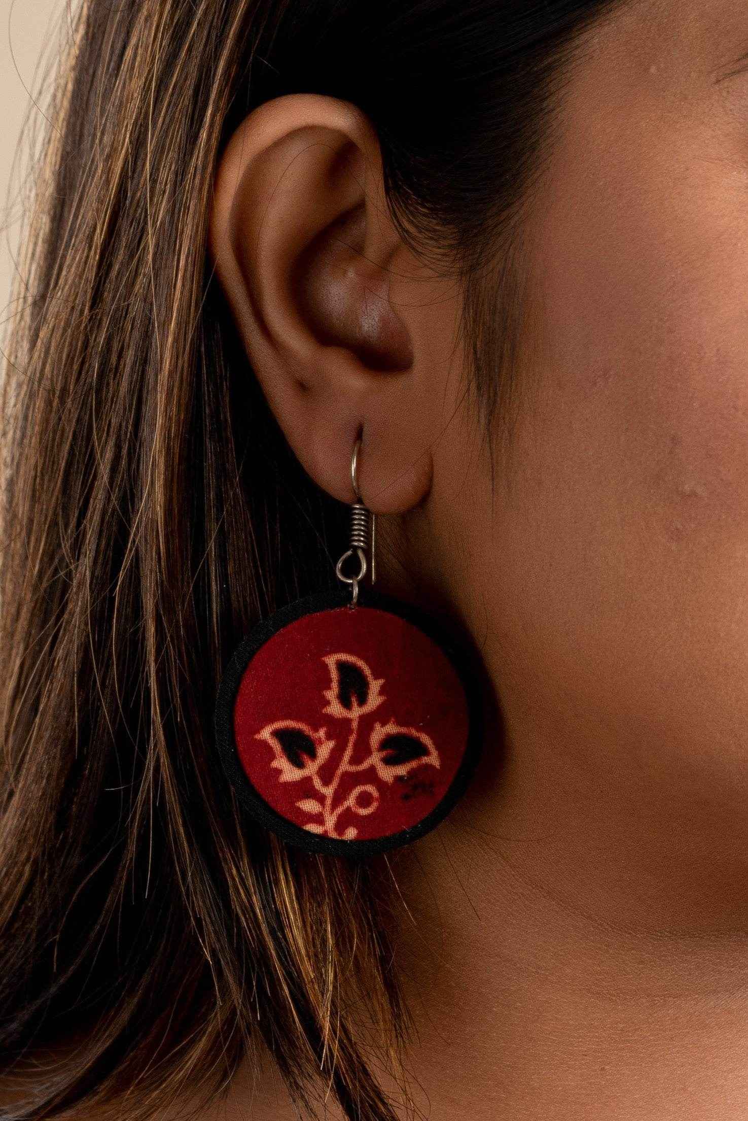 Handmade Fabric Lightweight Ajrakh Cotton Neckpiece Jewelry Set with Adjustable Dori & Earrings - Lookandadorn.com