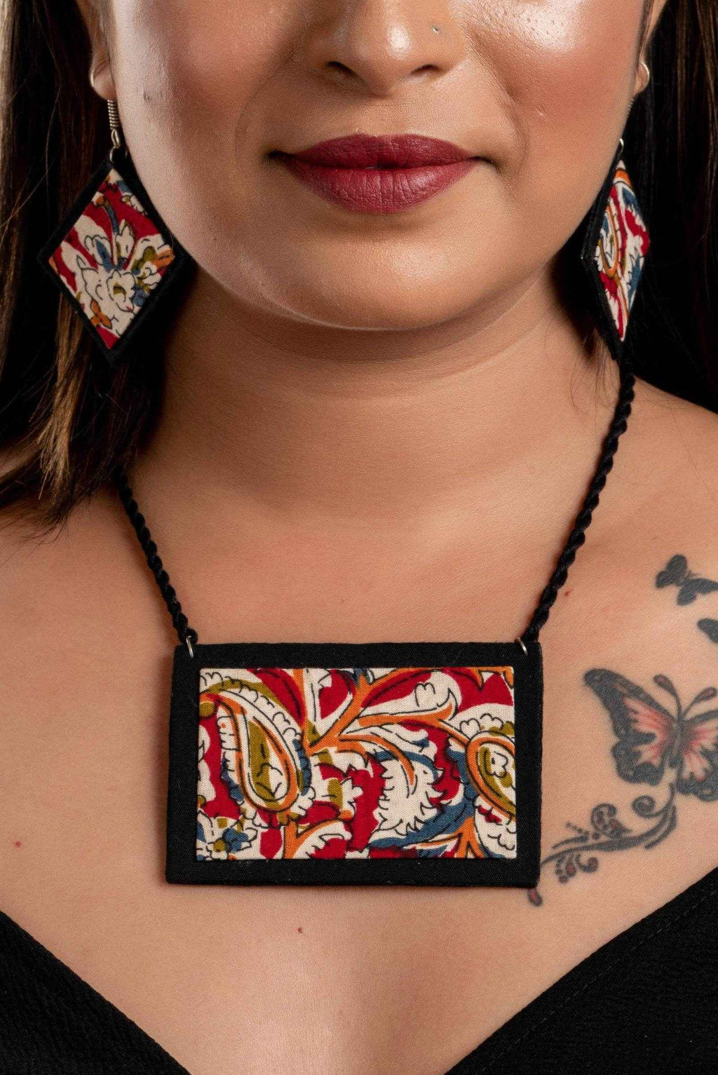 Handcrafted Red Black Kalamkari Fabric Necklace Set with Adjustable Dori and Earrings for Women - Lookandadorn.com