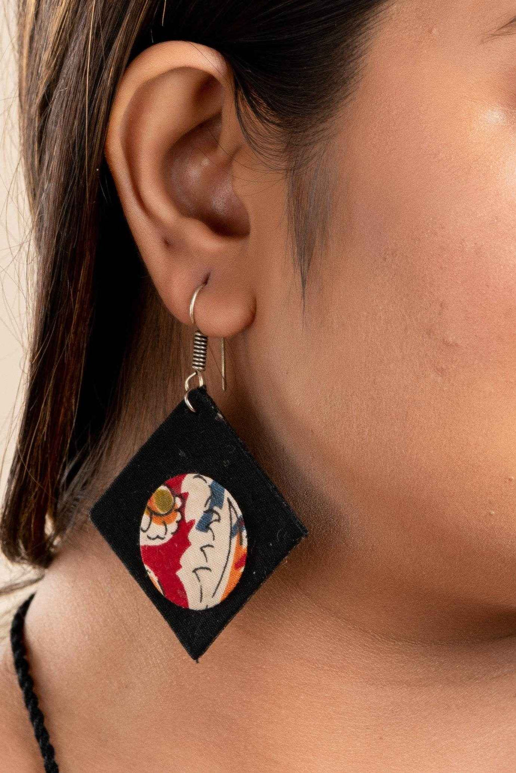 Handcrafted Red Black Kalamkari Fabric Neckpiece Set with Oxidized Silver Coin Ghungroo and Earrings - Lookandadorn.com